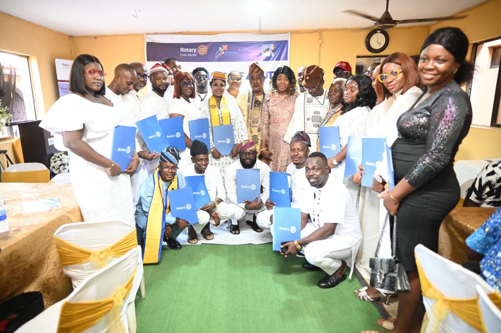 rotary-club-of-akute-golden-charter-presentation-and-induction-ceremony