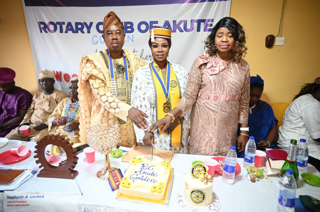 rotary-club-of-akute-golden-charter-presentation-and-induction-ceremony