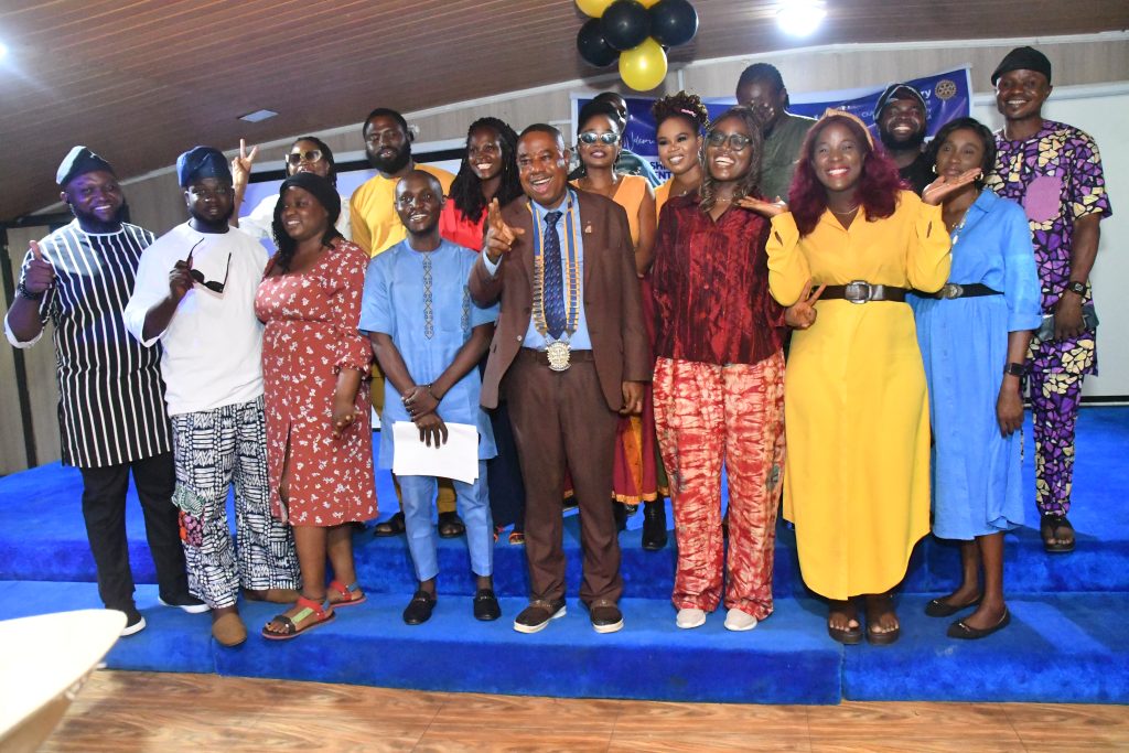 charter-presentation-and-induction-ceremony-of-the-first-passport-club-in-nigeria-and-africa-rotary-club-of-nigeria-globetrotters